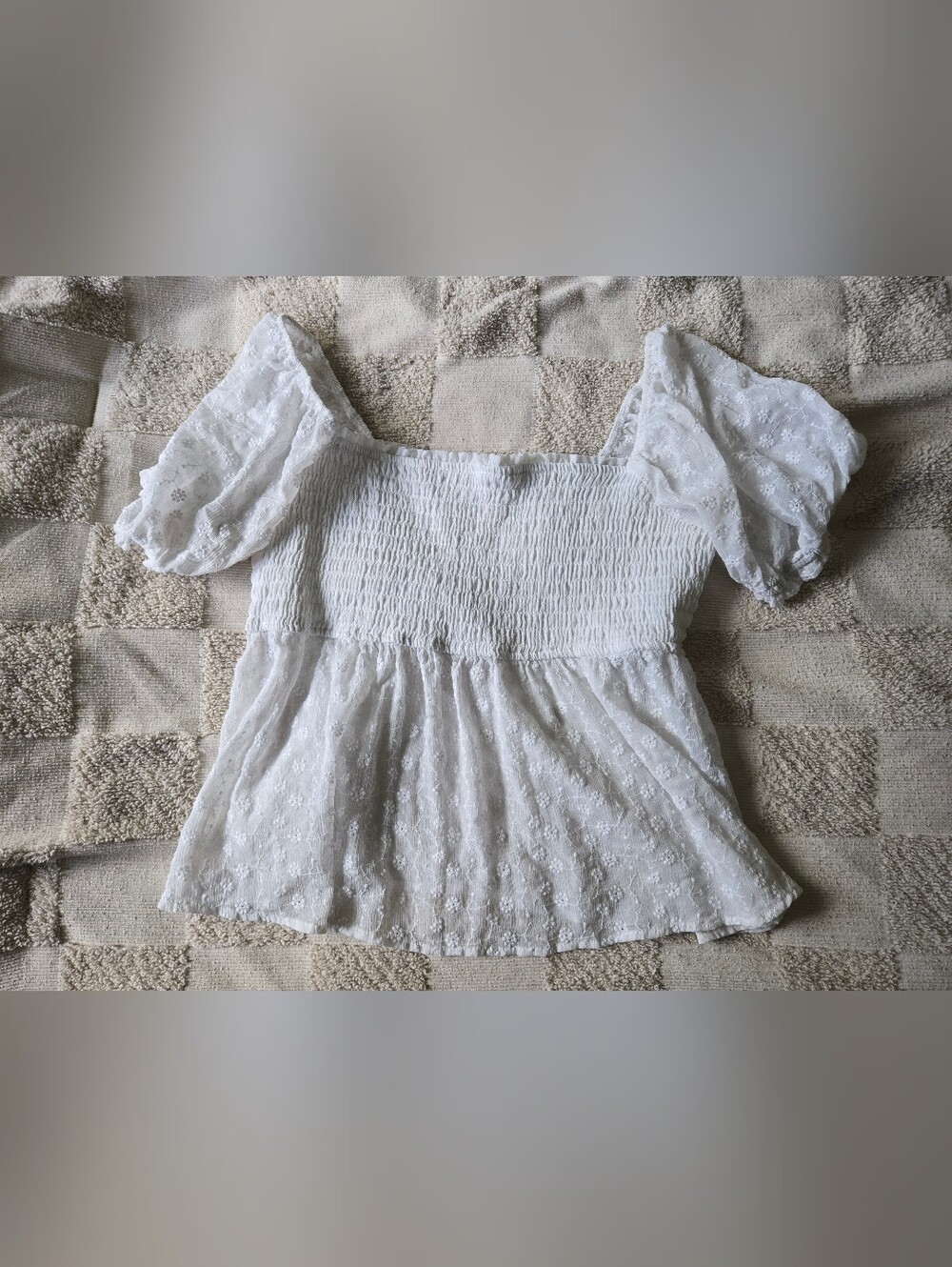 Francesca's White Floral Blouse